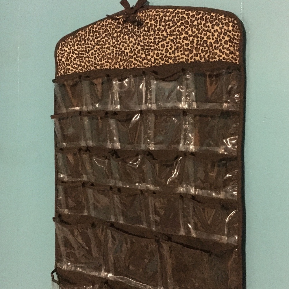 Organizational Hanger